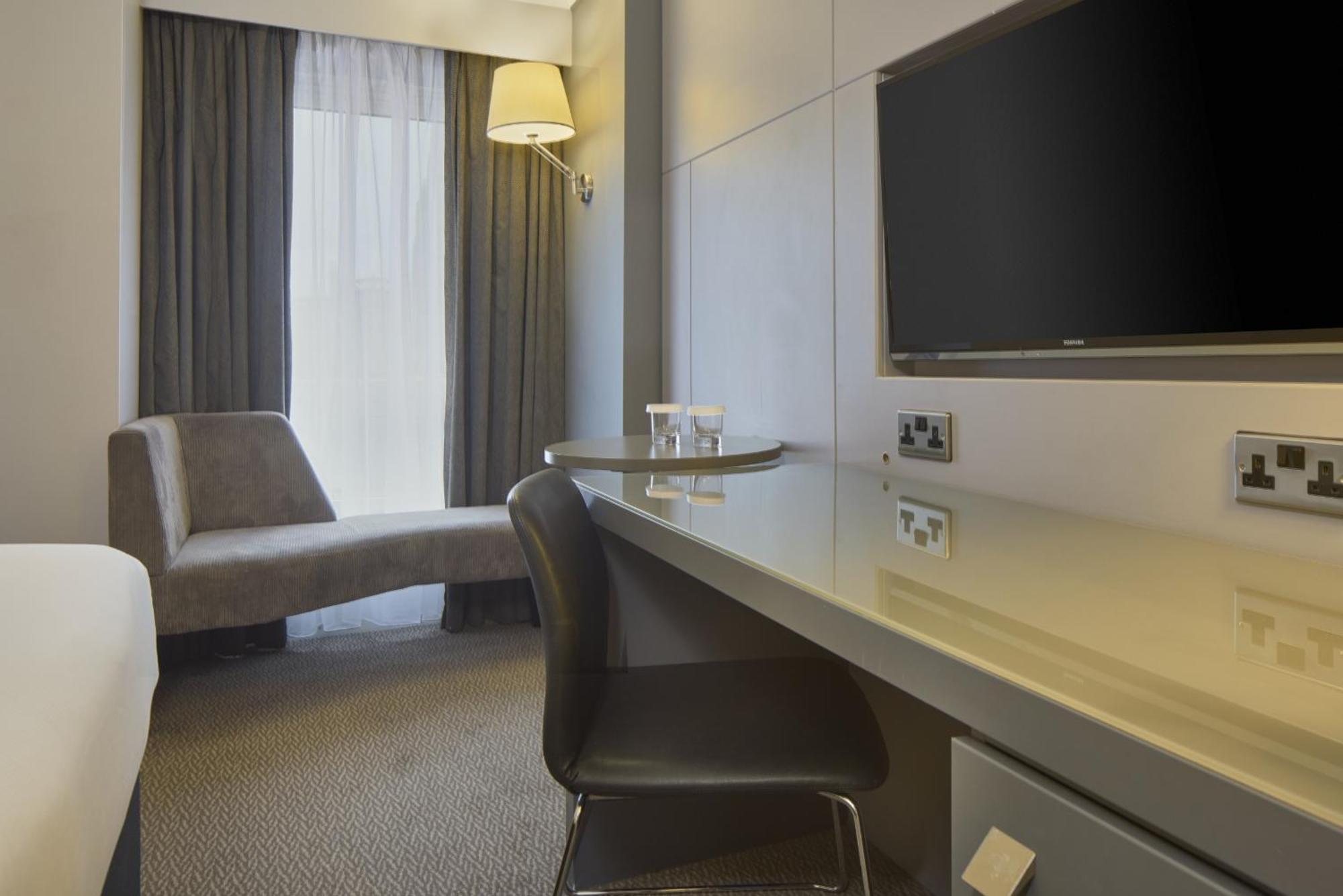 Doubletree By Hilton Bristol City Centre Εξωτερικό φωτογραφία