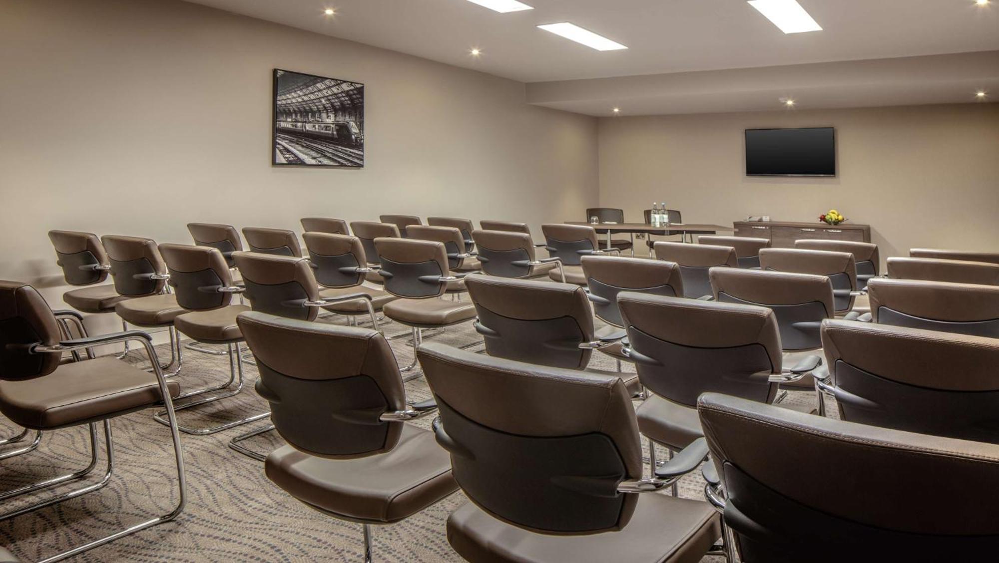 Doubletree By Hilton Bristol City Centre Εξωτερικό φωτογραφία